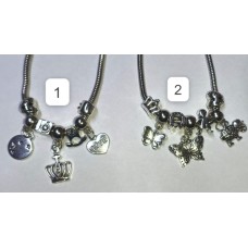 Pulseira Berloque Prateada Pingentes